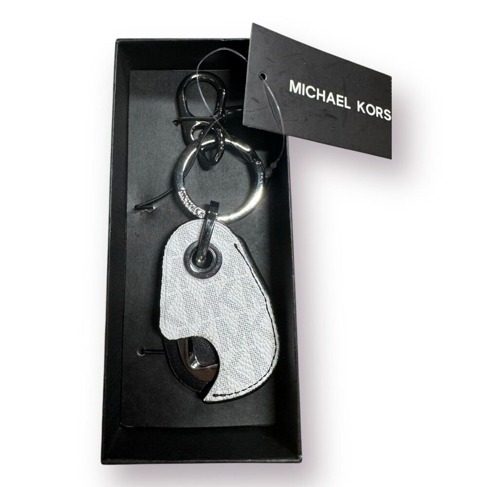 Michael Kors Men's Harrison Leather Bottle Opener Key Fob Gift‎ Box Set